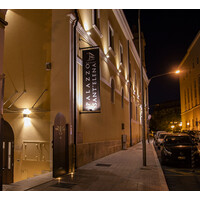 Palazzo Sant'Elena***