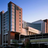 Aurora St. Luke’s Medical Center